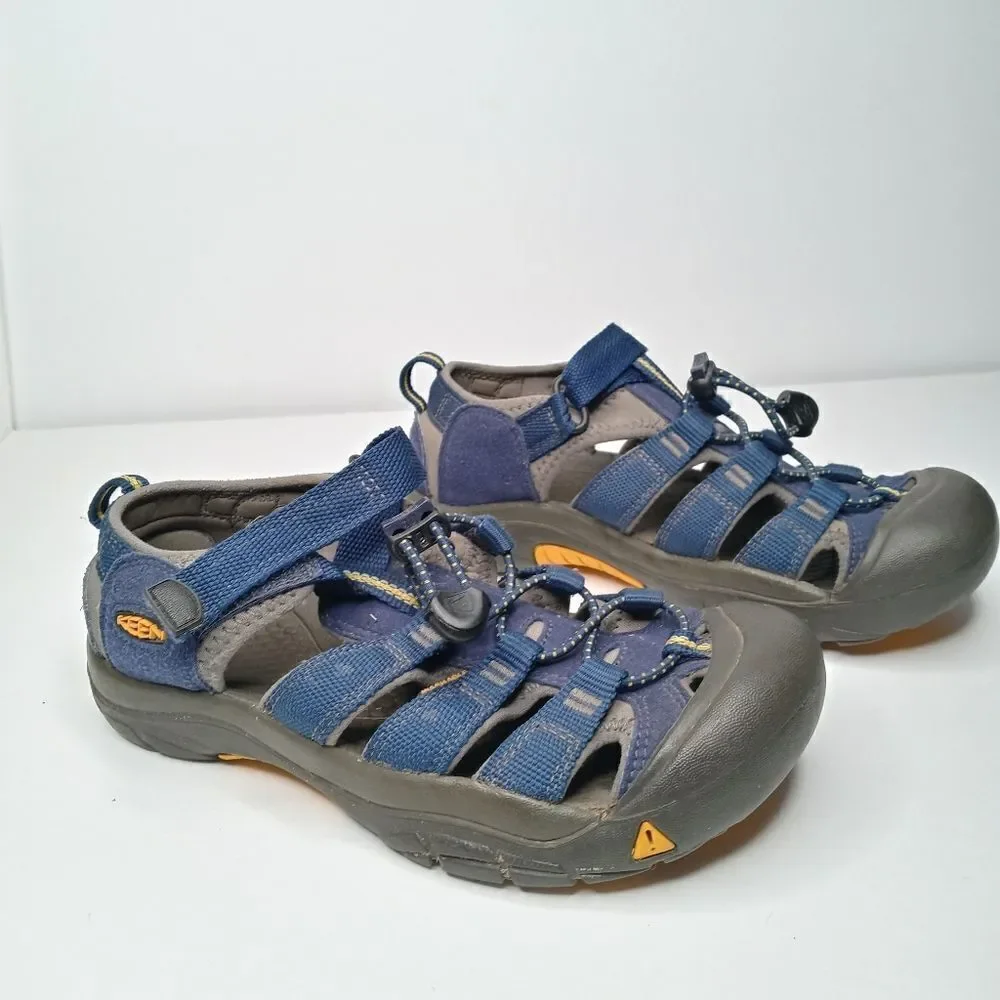 Keen blue sandals size 4